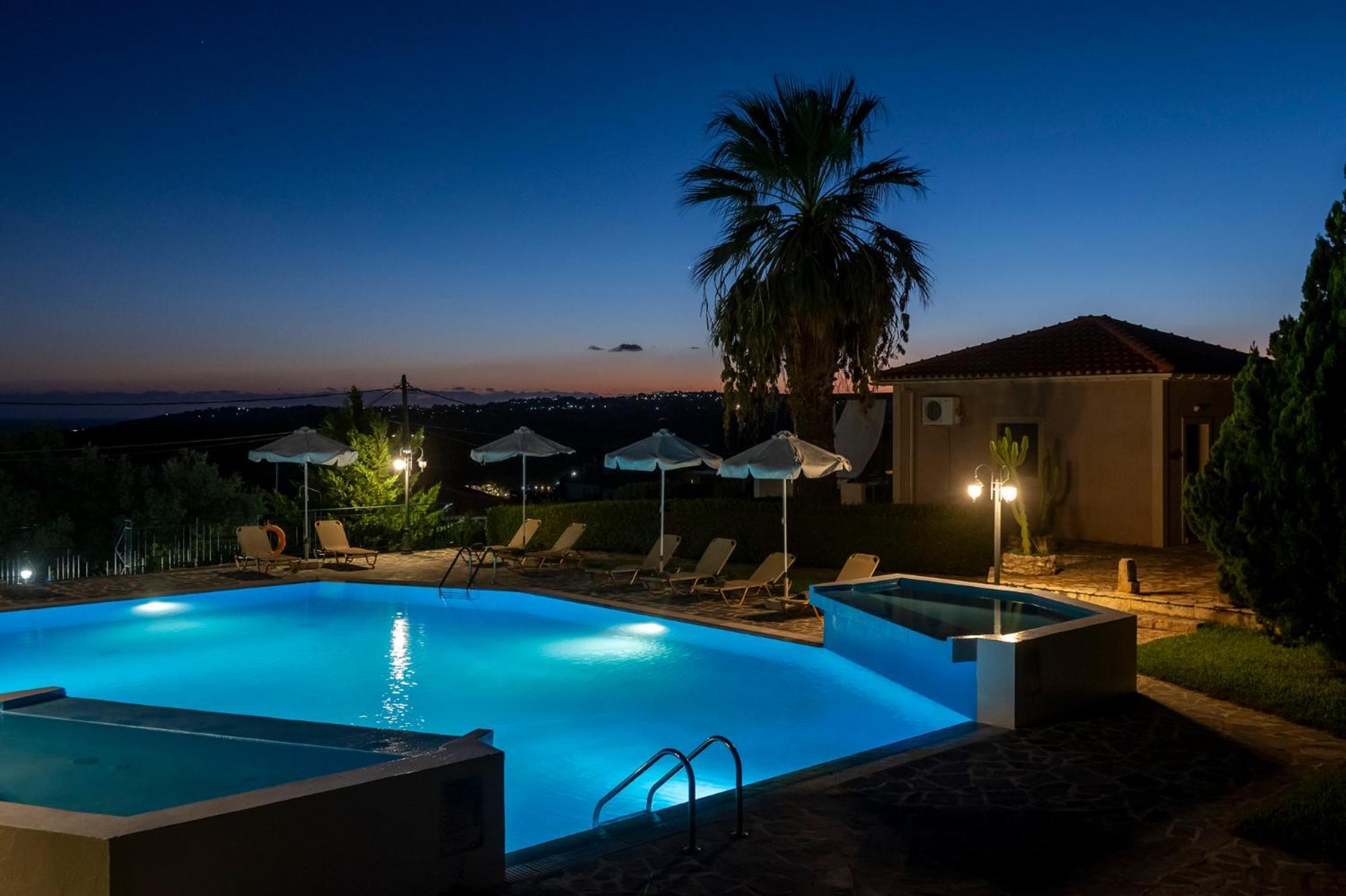Kefalonian Mill - Oneira Villas ตราเปซากิ ภายนอก รูปภาพ